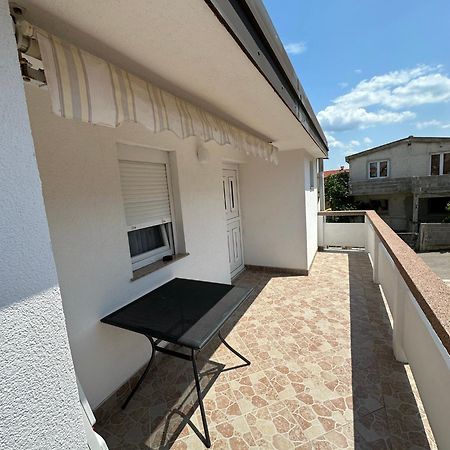 Apartmani Matovina Vir Esterno foto