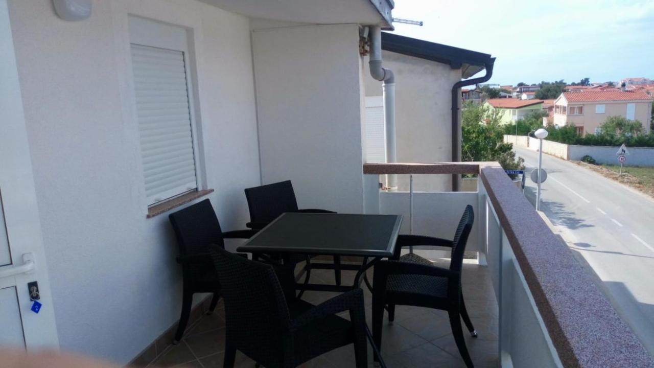 Apartmani Matovina Vir Esterno foto