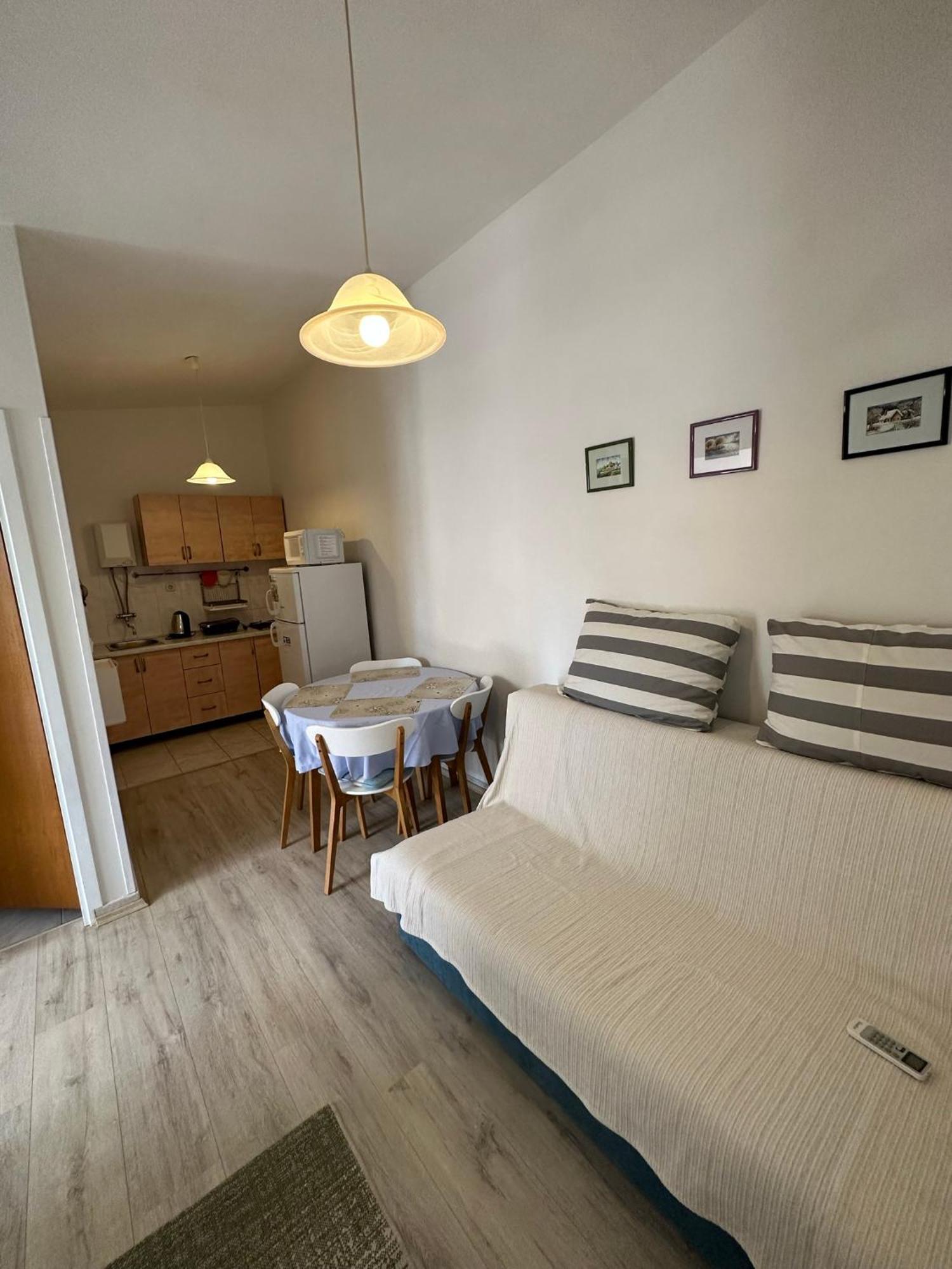 Apartmani Matovina Vir Esterno foto