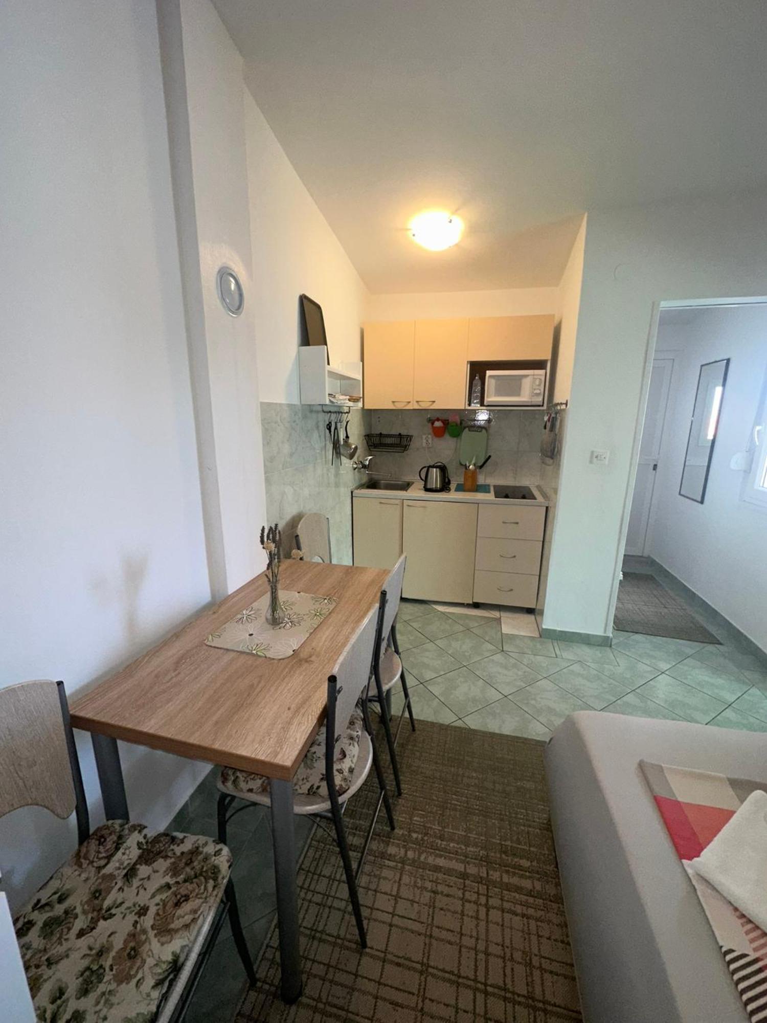 Apartmani Matovina Vir Esterno foto