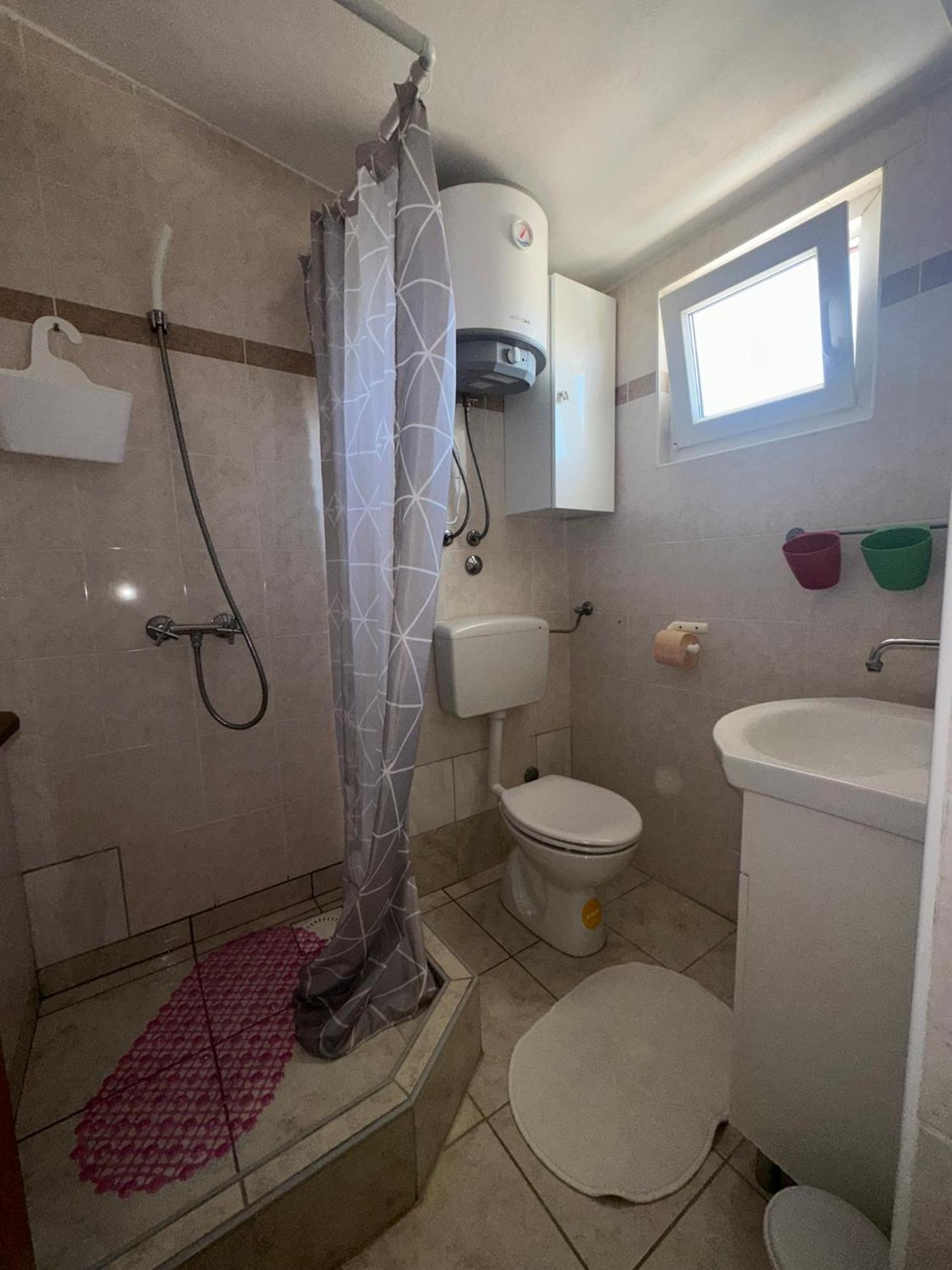Apartmani Matovina Vir Esterno foto
