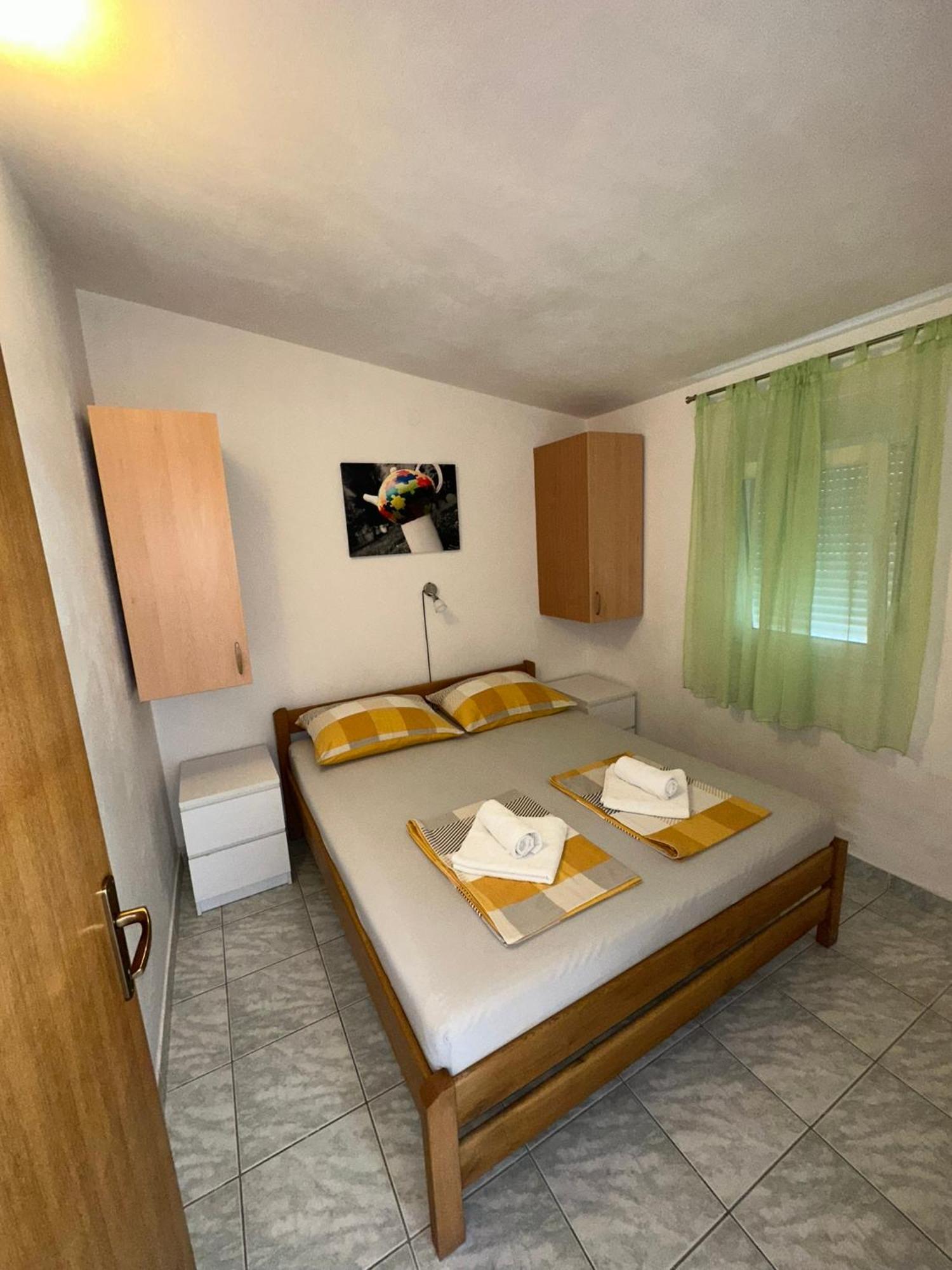 Apartmani Matovina Vir Esterno foto